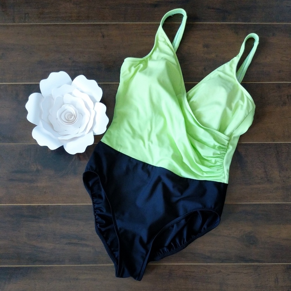 St. John's Bay Faux Wrap One Piece Swimsuit ☀️